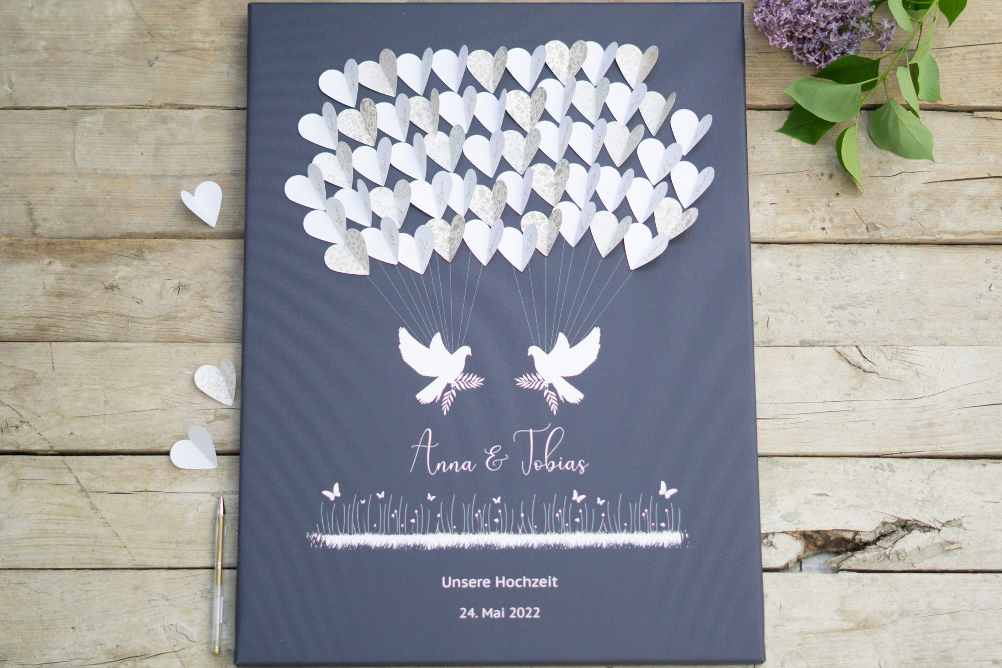 Weddingtree Gästebuch Leinwand Idee mit Herzen als Hochzeitsgeschenk zur standesamtlichen Hochzeit 