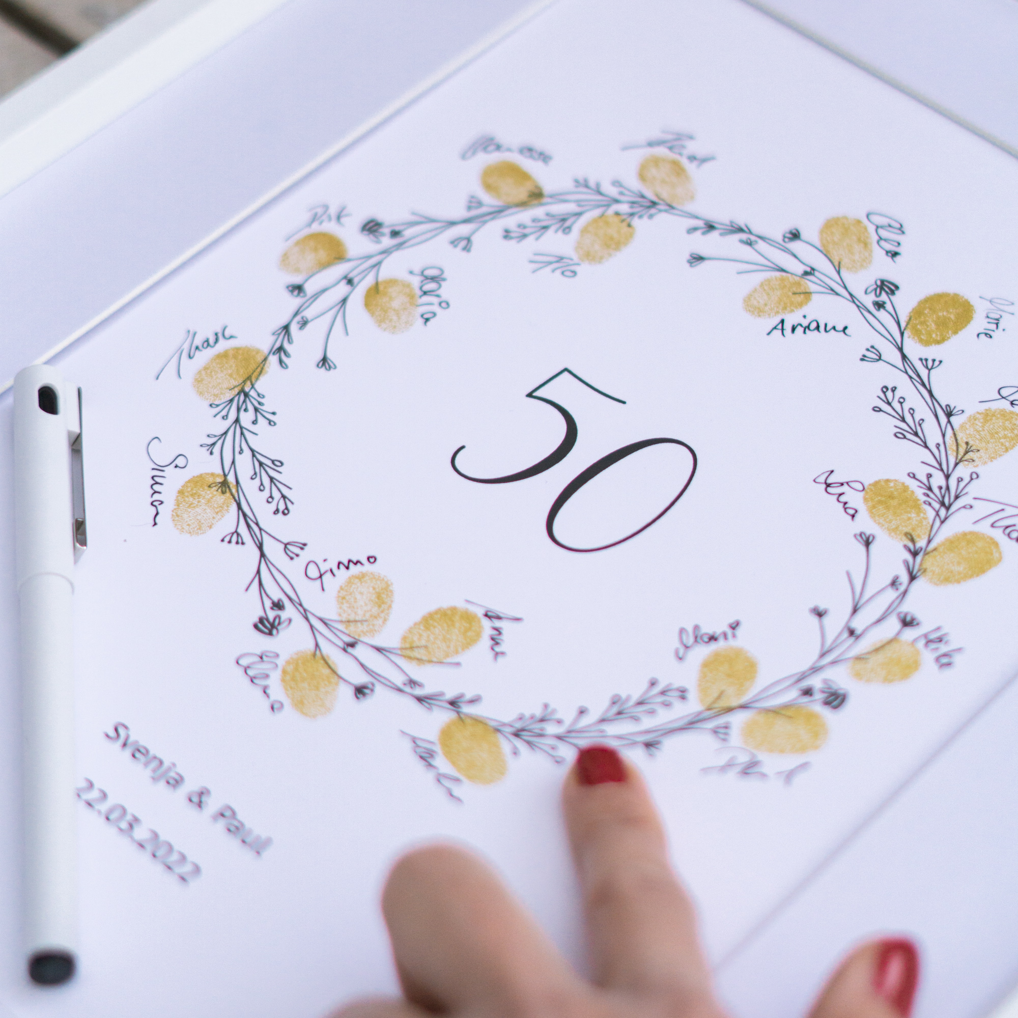 Weddingtree Fingerabdruckbild als Gäastebuch Geschenk Idee zu 50 Jahre Hochzeit goldene Hochzeit Ehejubiläum