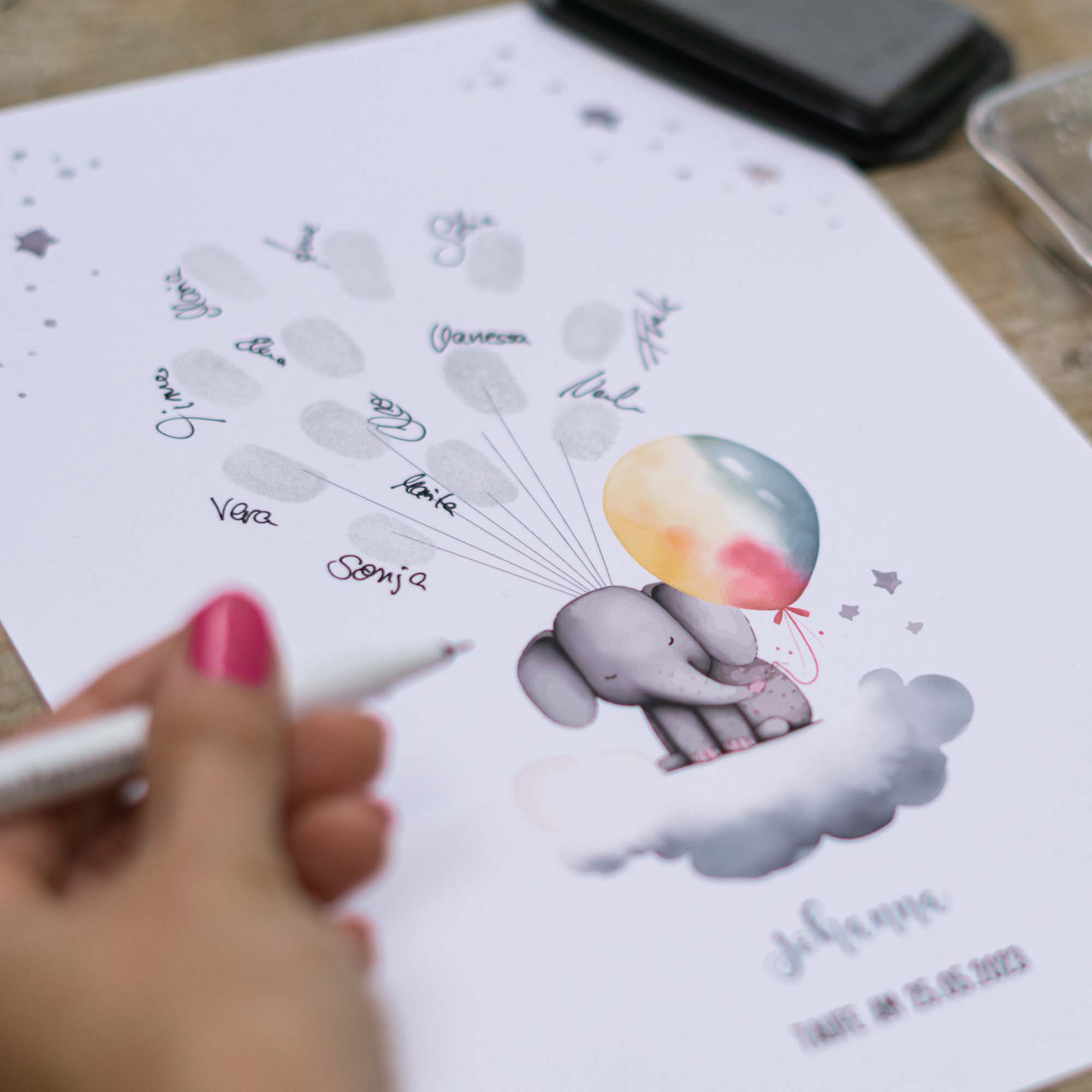 Fingerabdruck Gästebuch Bild zum selbst ausdrucken als kreative Idee für die Babyparty